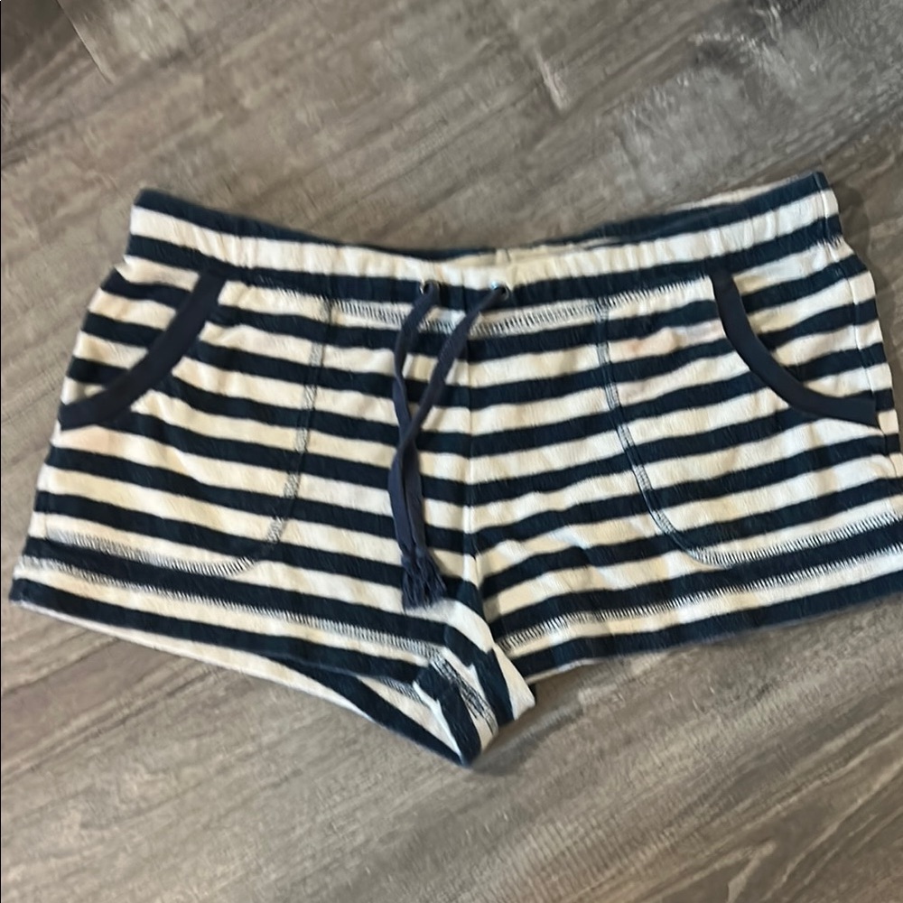 6️⃣ for 💲3️⃣0️⃣‼️ Mossimo Athletic Shorts with Navy/White Nautical Stripes
